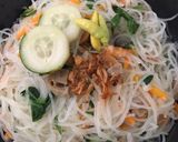 Foto langkah ke 3 dari resep Bihun Goreng Putih (Bihun Jagung Tanpa Kecap).