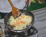 รูปขั้นตอนการทำที่ 10 ของ ข้าวผัดไข่ เม็ดร่วนสวย ไม่มัน ไม่เลี่ยน อร่อยถูกปากคนในครอบครัว
