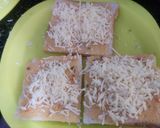 A picture of step 5 of Cheese bread sandwich.