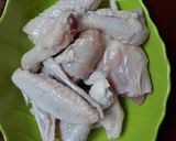 Foto langkah ke 1 dari resep Ayam woku kemangi.