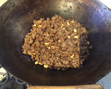 A picture of step 1 of California Farm Stirfried Ground Beef with Roasted Peanuts.