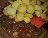 A picture of step 5 of Potatoes in kidney sauce.