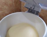 Foto langkah ke 1 dari resep Classic cinnamon rolls.