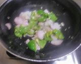 A picture of step 8 of Honey chilli banana.