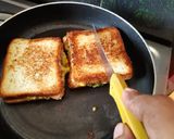 A picture of step 11 of Green masala cheese corn sandwich.