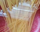 Gambar langkah 1 resipi Spaghetti Tomyam.