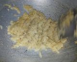 A picture of step 2 of Pears semolina Halwa (sweet dish).