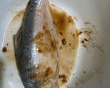 Gambar langkah 1 resipi 7:9:26 - Ikan terubuk bakar asam jawa.