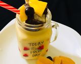 A picture of step 4 of Mango Shake.