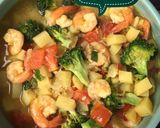 Foto langkah ke 6 dari resep Cah Udang Bumbu Kuning Ala Madifa.