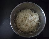 A picture of step 4 of Badam Phirni.