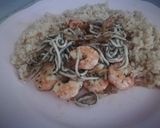 Foto del paso 4 de la receta Gulas con langostinos, bacalao y arroz integral