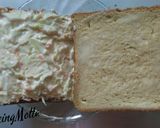 A picture of step 2 of Coleslaw sandwich.