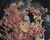Une image de l'étape 1 de Cross fries au cheddar et lardons.