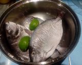 Foto langkah ke 1 dari resep Ikan Baronang kuah kuning caisim.