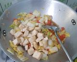 Foto langkah ke 9 dari resep Tumis Tahu Sawi Putih.