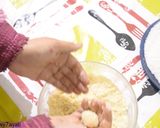 صورة لخطوة 1 من وصفة حلويات العيد |حلوى الكوك سهلة واقتصادية Gateaux à La Noix De Coco