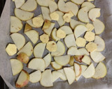 Foto del paso 1 de la receta: Patatas con calabacín al horno