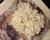 A picture of step 3 of Tomato Mayo Egg Sandwich.