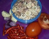 Foto langkah ke 1 dari resep Sambal cumi asin pete.