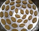 صورة لخطوة 5 من وصفة رموش الست زي بتاعت المحلات بالظبط وطعم خيال 😍