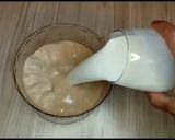 A picture of step 5 of Date fig and chocolate milkshake.
