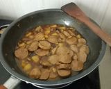 Foto langkah ke 5 dari resep Semur Bakso Sapi dan Kentang.