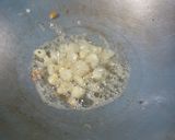Foto langkah ke 1 dari resep Orak arik Telur sosis.