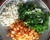 Foto langkah ke 1 dari resep Mie kribo isi sayur.