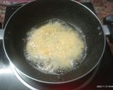 A picture of step 3 of Rice Murruku.