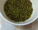 A picture of step 1 of Mung Bean Sprouts.