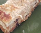 Foto langkah ke 5 dari resep Bread pudding with sauce.