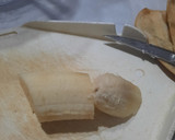 Foto del paso 1 de la receta: Cóctel de banana y licor de durazno