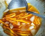 Foto langkah ke 3 dari resep Cumi Goreng Tepung Saus Asam Manis.