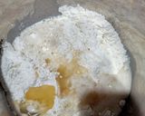 Foto langkah ke 2 dari resep Pizza anti gagal ala teh Indry Hapsari.