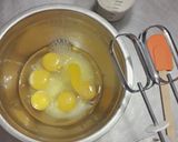 Foto del paso 2 de la receta: Bizcochuelo Básico en 3 pasos con Merengue y Dulce de Leche