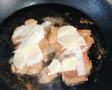 Foto del paso 4 de la receta: Filete de pechuga empanizado a la cuarentena