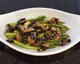 Asparagus and Mushrooms with Lemon Butter Sauce recipe step 4 photo