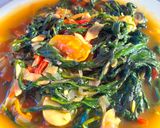 Foto langkah ke 4 dari resep Tumis Kangkung Saus Tiram ala Resto (tips biar warnanya hijau).