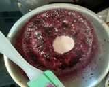 Foto del paso 6 de la receta: Postre frío de chocolate con mermelada de arándanos y galletas rellenas de chocolate