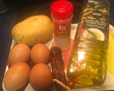 Foto del paso 1 de la receta: Tortilla de patatas y chorizo