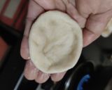 মুগ ডাল খাস্তা কচুরি (Moong Daal khasta kachori recipe in Bengali) রেসিপির ধাপ 6 ছবি