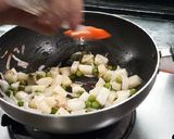 A picture of step 7 of Potato Maggi.