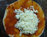 A picture of step 5 of Pizza paratha.