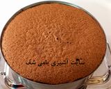عکس مرحله 5 از دستور کیک تولد شکلاتی با خامه توت فرنگی