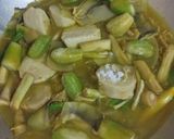 Foto langkah ke 5 dari resep Gangan Asam Keladi Jantung Pisang.