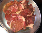 Foto del paso 1 de la receta: Bifes a la criolla