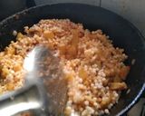 A picture of step 3 of Sabudana khichdi.