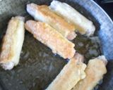 A picture of step 5 of Sausage rolls.