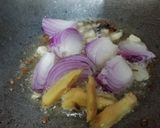 A picture of step 3 of Goan Patol Bhaji.